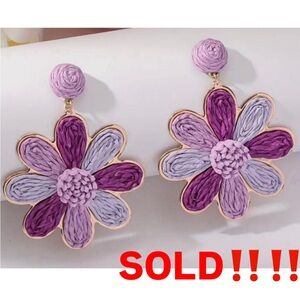 🆕 Women’s Boho-Chic Handcrafted Purple Raffia Flower Earrings
